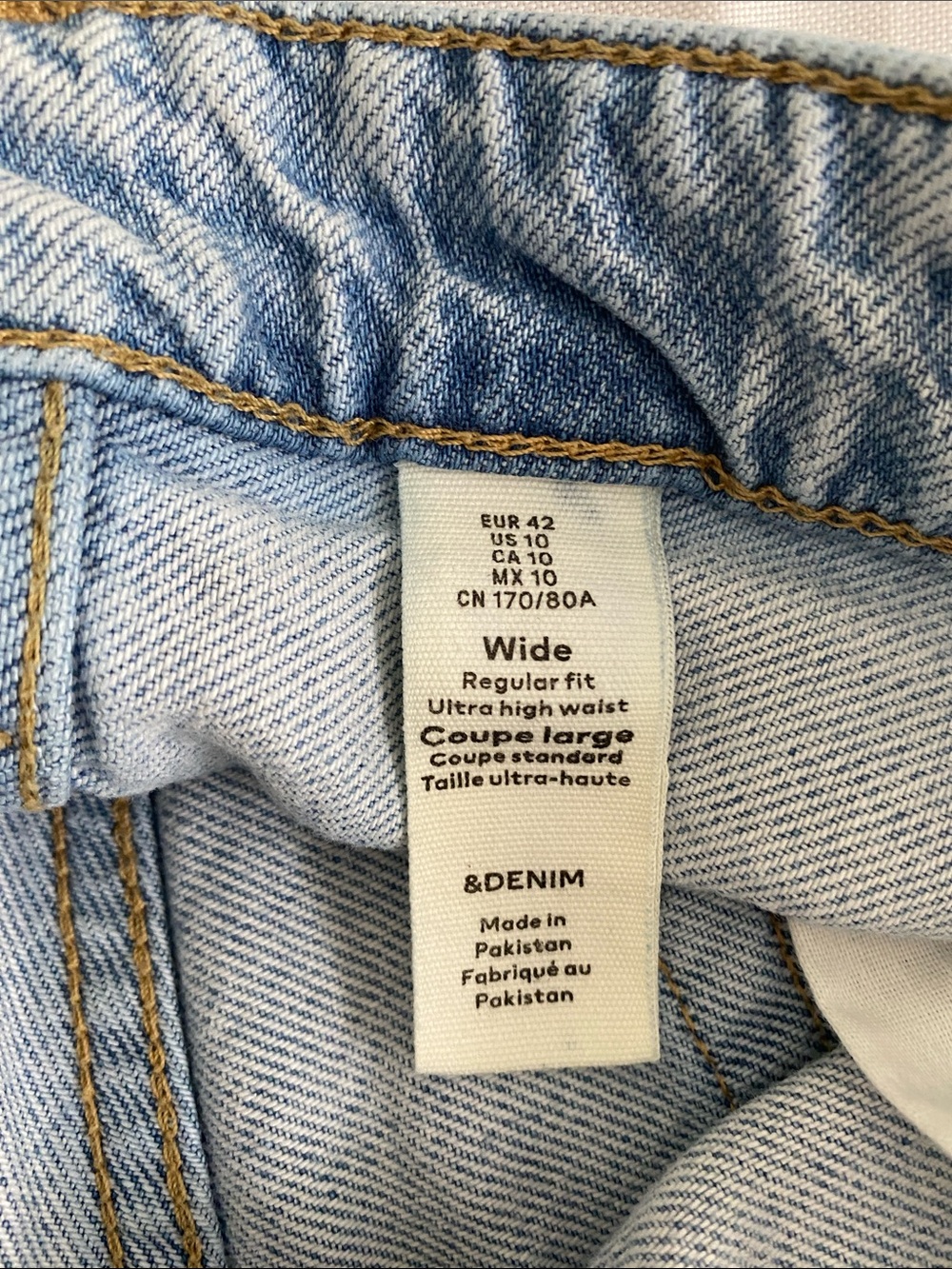 H&M High Waisted Light Blue Wide Leg Jeans - Picture 7 of 10